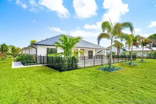 5101 SE Burning Tree Cir, Stuart, FL 34997 - Photo 48