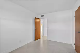 2950 SE Ocean Blvd, Stuart, FL 34996 - Photo 18