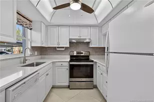 2950 SE Ocean Blvd, Stuart, FL 34996 - Photo 8