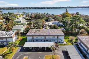 2950 SE Ocean Blvd, Stuart, FL 34996 - Photo 36