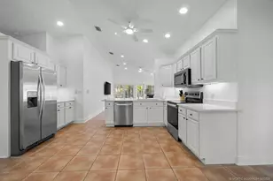 632 NW Sunset Dr, Stuart, FL 34994 - Photo 14