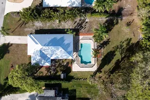 632 NW Sunset Dr, Stuart, FL 34994 - Photo 2