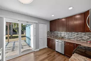 406 SE Robalo Ct, Stuart, FL 34996 - Photo 6