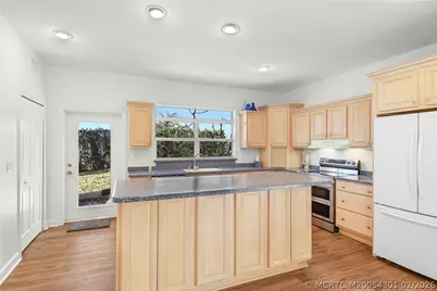 2228 NE Center Circle, Jensen Beach, FL 34957 - Photo 18