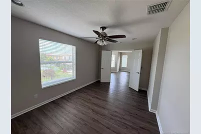 11239 SW Barton Way, Port Saint Lucie, FL 34987 - Photo 28