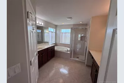 11239 SW Barton Way, Port Saint Lucie, FL 34987 - Photo 32