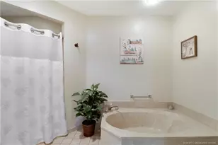 6030 SE Martinique Dr, Stuart, FL 34997 - Photo 18