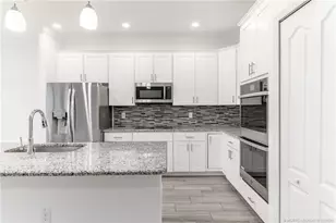 1017 SW Fenway Rd, Port Saint Lucie, FL 34953 - Photo 4
