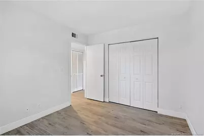 1564 SE Royal Green Circle #104, Port Saint Lucie, FL 34952 - Photo 18