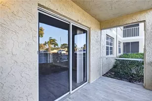 1564 SE Royal Green Cir, Port Saint Lucie, FL 34952 - Photo 24