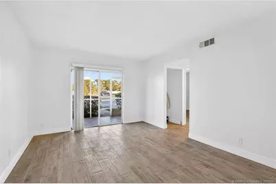 1564 SE Royal Green Circle #104, Port Saint Lucie, FL 34952 - Photo 10