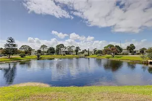 1564 SE Royal Green Cir, Port Saint Lucie, FL 34952 - Photo 34