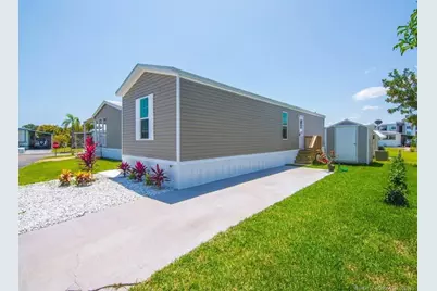 315 NE Cardinal Lane, Jensen Beach, FL 34957 - Photo 4