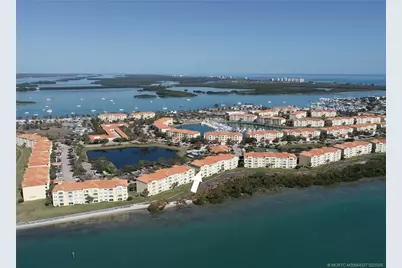 28 Harbour Isle Drive W #306, Fort Pierce, FL 34949 - Photo 6