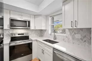 2929 SE Ocean Blvd, Stuart, FL 34996 - Photo 1