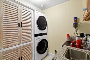 8650 S Ocean Dr, Jensen Beach, FL 34957 - Photo 36