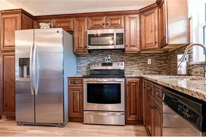 6531 SE Federal Highway #Q101, Stuart, FL 34997 - Photo 4