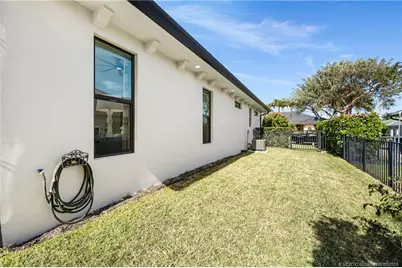 9058 SE Star Island Way, Hobe Sound, FL 33455 - Photo 90