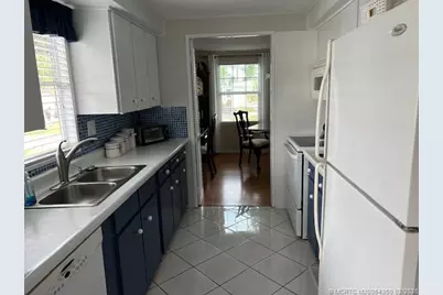 6387 Elm Lane, Lantana, FL 33462 - Photo 14