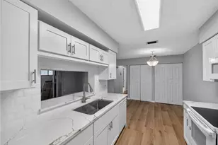 3986 NW Cinnamon Tree Cir, Jensen Beach, FL 34957 - Photo 6