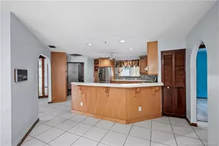 981 SE Lansdowne Ave, Port Saint Lucie, FL 34983 - Photo 12