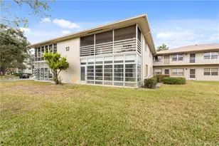 12 Lake Vista Trail, Port Saint Lucie, FL 34952 - Photo 2