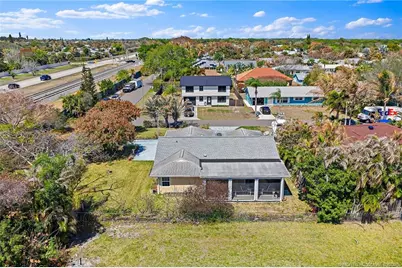 7954 SE Carlton Street, Hobe Sound, FL 33455 - Photo 6