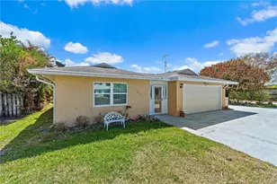 7954 SE Carlton St, Hobe Sound, FL 33455 - Photo 14