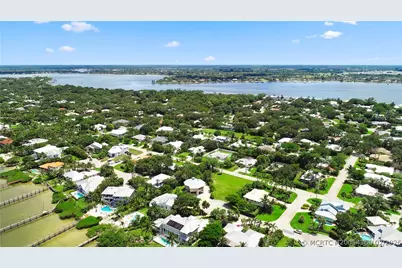 18 Cranes Nest, Sewalls Point, FL 34996 - Photo 2