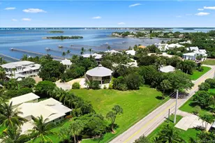 18 Cranes Nest, Sewalls Point, FL 34996 - Photo 1