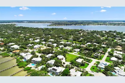 18 Cranes Nest, Sewalls Point, FL 34996 - Photo 2