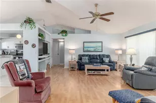 414 SW Carter Ave, Port Saint Lucie, FL 34983 - Photo 6