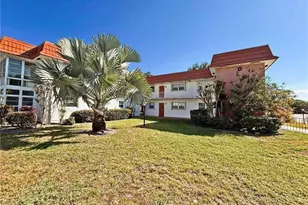 2600 SE Ocean Blvd, Stuart, FL 34996 - Photo 1
