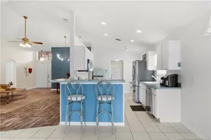 861 NW Waterlily Pl, Jensen Beach, FL 34957 - Photo 10