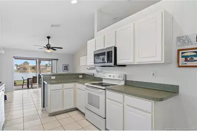 861 NW Waterlily Place, Jensen Beach, FL 34957 - Photo 10