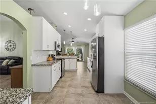 820 NW Waterlily Pl, Jensen Beach, FL 34957 - Photo 20