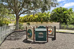 820 NW Waterlily Pl, Jensen Beach, FL 34957 - Photo 6