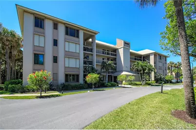 4720 NE Sandpebble Trace #305, Stuart, FL 34996 - Photo 4