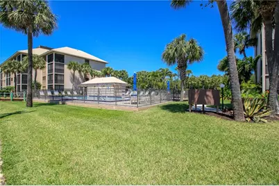 4720 NE Sandpebble Trace #305, Stuart, FL 34996 - Photo 24