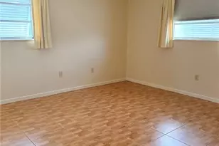 2417 NW Holiday Ct, Stuart, FL 34994 - Photo 18