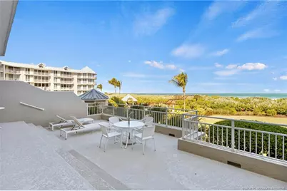 579 NE Plantation Road #S-103, Stuart, FL 34996 - Photo 6