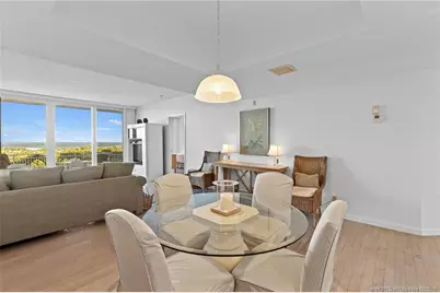 579 NE Plantation Road #S-103, Stuart, FL 34996 - Photo 4