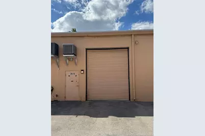 2646 SE Willoughby Boulevard #C-4, Stuart, FL 34994 - Photo 2