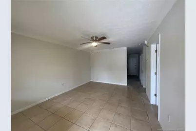 206 N 28th Street, Fort Pierce, FL 34947 - Photo 2