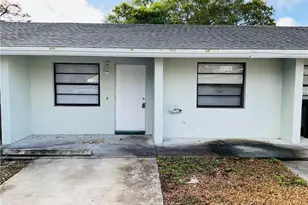 206 N 28th St, Fort Pierce, FL 34947 - Photo 1