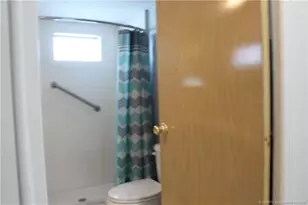 605 NE South Seas Way, Jensen Beach, FL 34957 - Photo 10