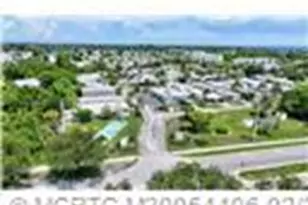 605 NE South Seas Way, Jensen Beach, FL 34957 - Photo 32