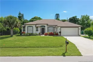 2097 SE Dranson Cir, Port Saint Lucie, FL 34952 - Photo 4