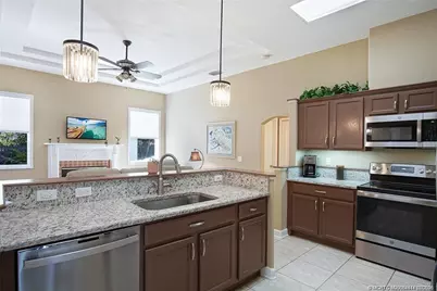 2097 SE Dranson Circle, Port Saint Lucie, FL 34952 - Photo 12