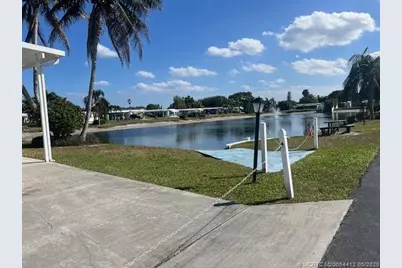 8548 Duke Court W, Boynton Beach, FL 33436 - Photo 4